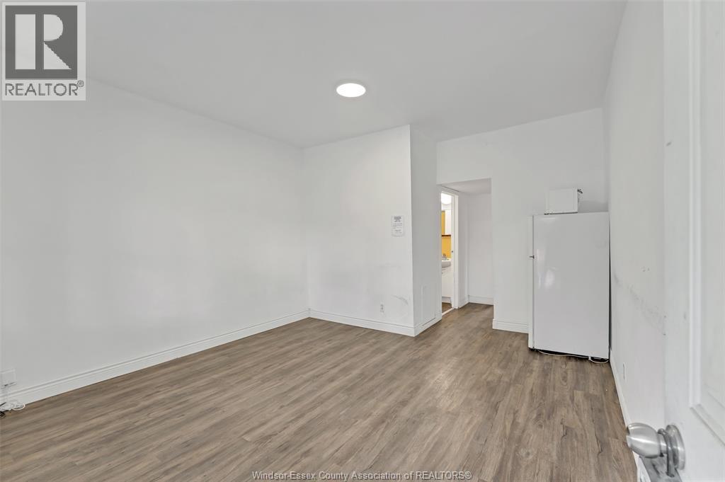 418 Caron Avenue, Windsor, Ontario  N9A 5B4 - Photo 6 - 26018267