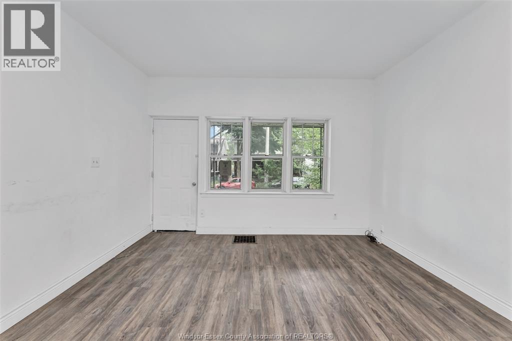 418 Caron Avenue, Windsor, Ontario  N9A 5B4 - Photo 7 - 26018267