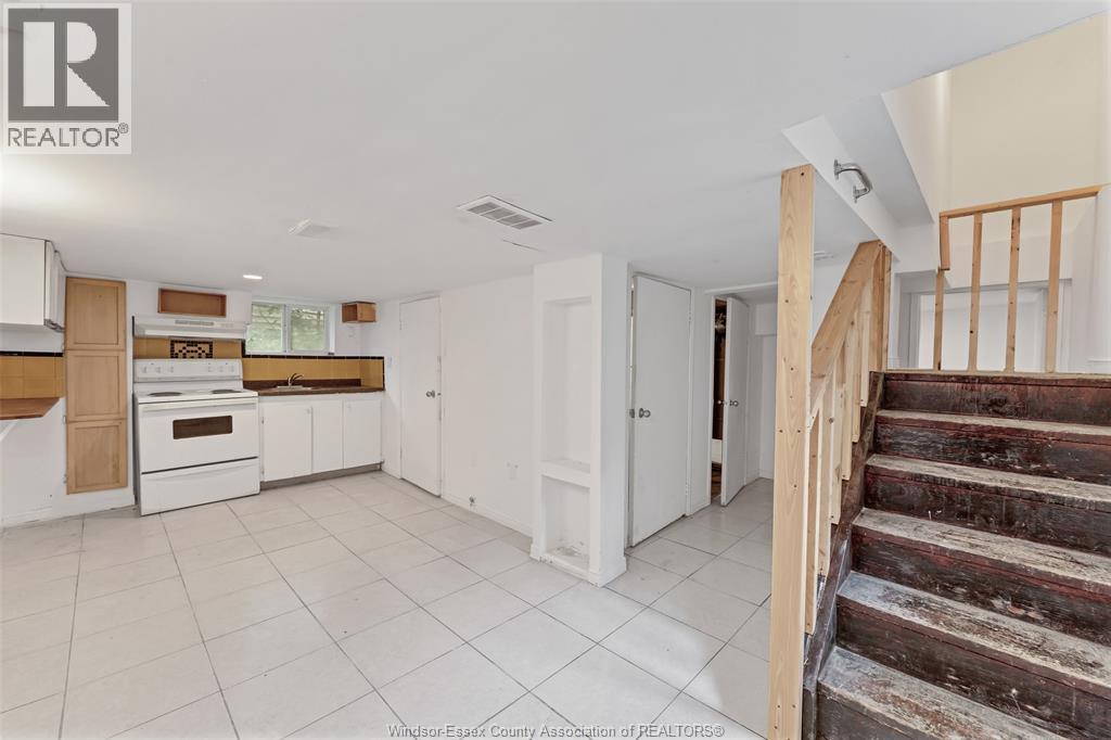 418 Caron Avenue, Windsor, Ontario  N9A 5B4 - Photo 22 - 26018265