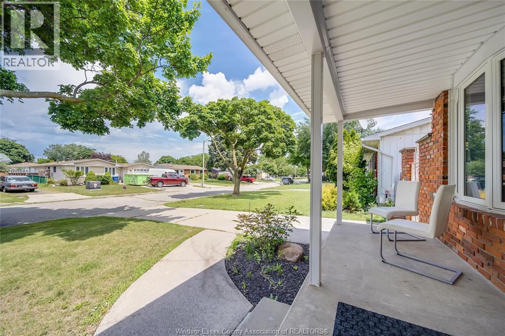10395 Caledon Court, Windsor, Ontario  N8R 1C7 - Photo 44 - 26018413