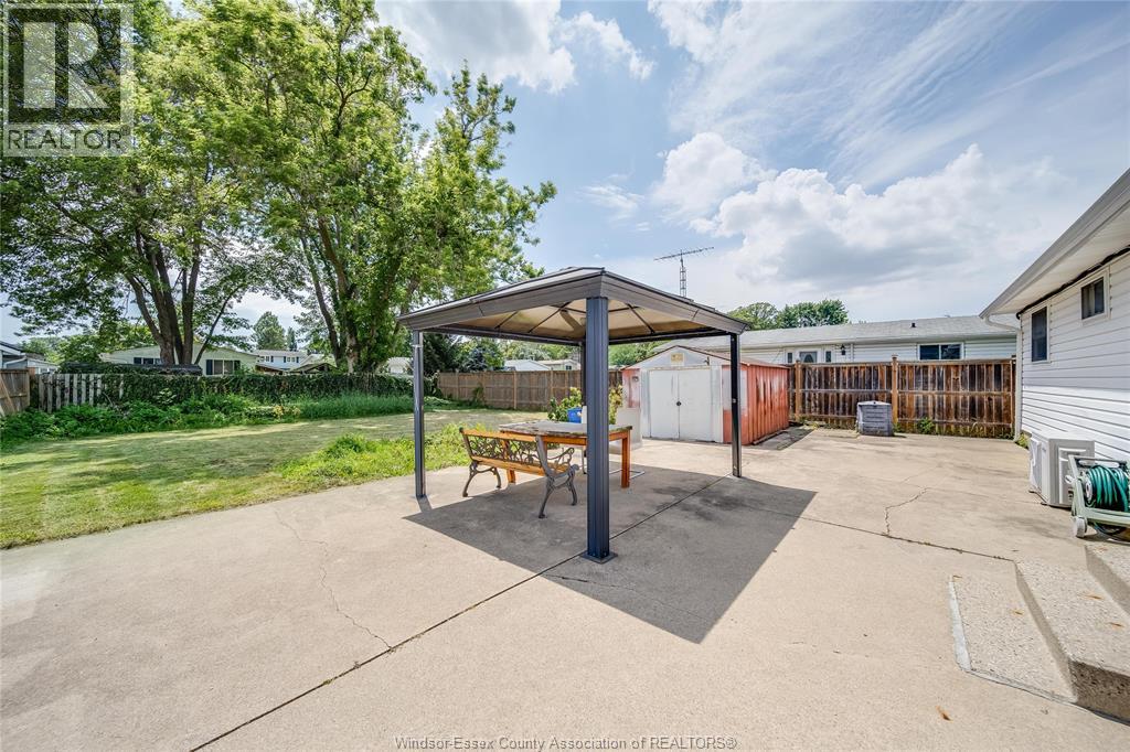 10395 Caledon Court, Windsor, Ontario  N8R 1C7 - Photo 46 - 26018413