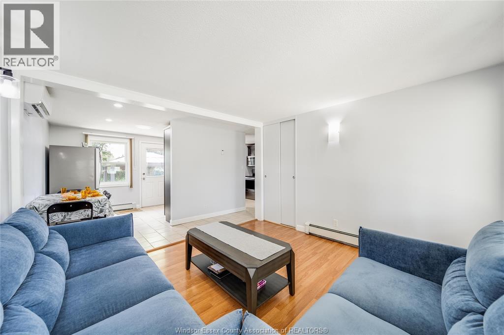 10395 Caledon Court, Windsor, Ontario  N8R 1C7 - Photo 9 - 26018413