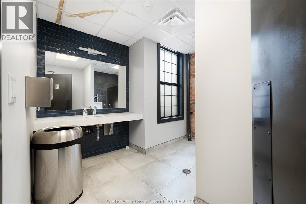 58 Chatham Street West Unit# 200, Windsor, Ontario  N9A 5M6 - Photo 43 - 26018408