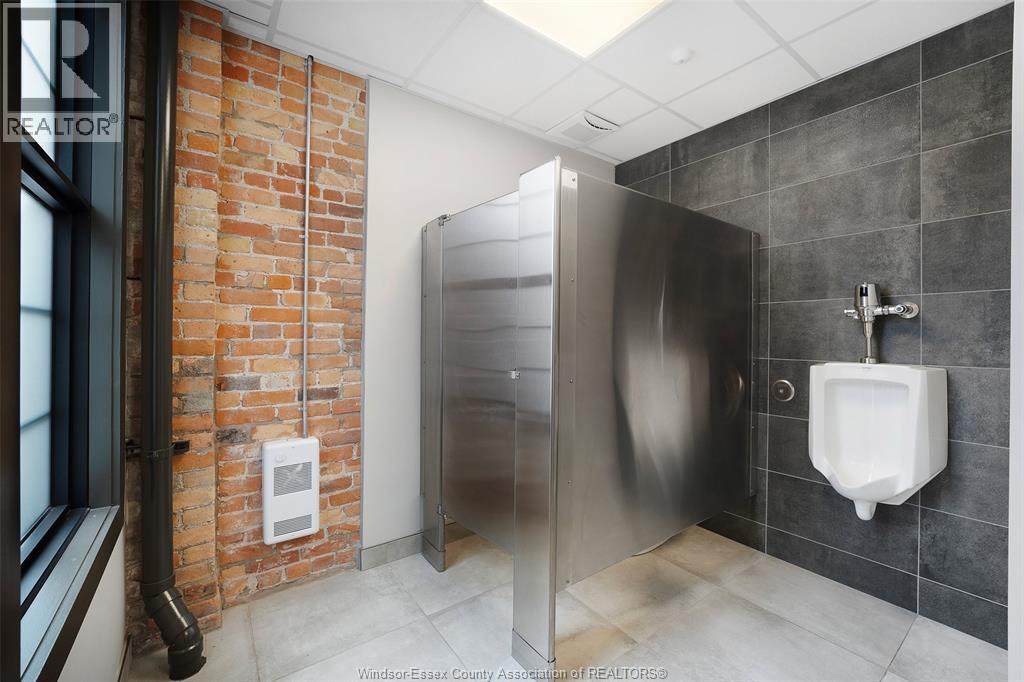 58 Chatham Street West Unit# 200, Windsor, Ontario  N9A 5M6 - Photo 44 - 26018408