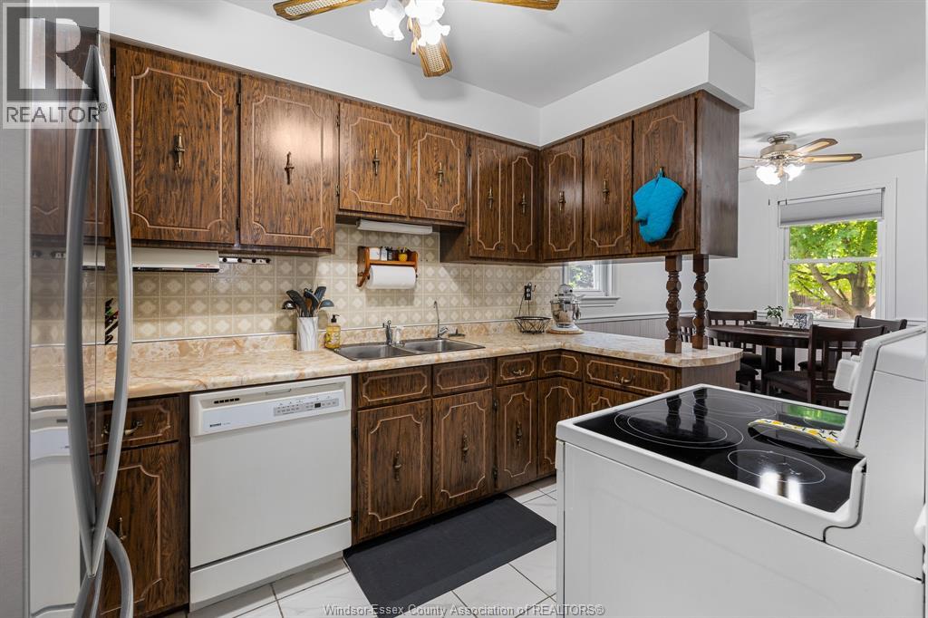 1574 Arthur, Windsor, Ontario  N8Y 3Y9 - Photo 29 - 26018411