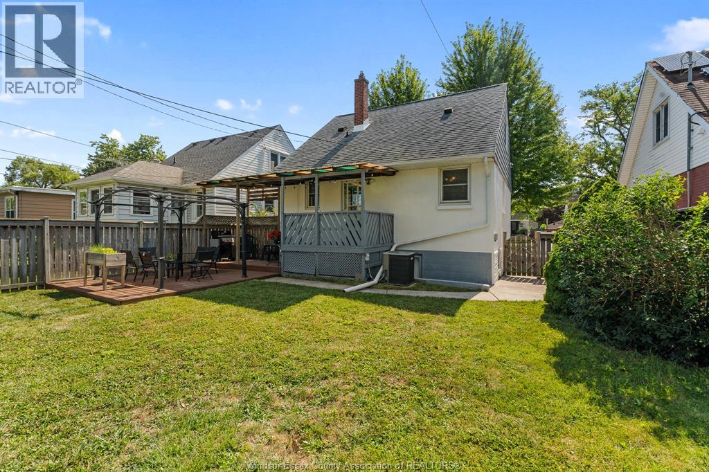 1574 Arthur, Windsor, Ontario  N8Y 3Y9 - Photo 8 - 26018411