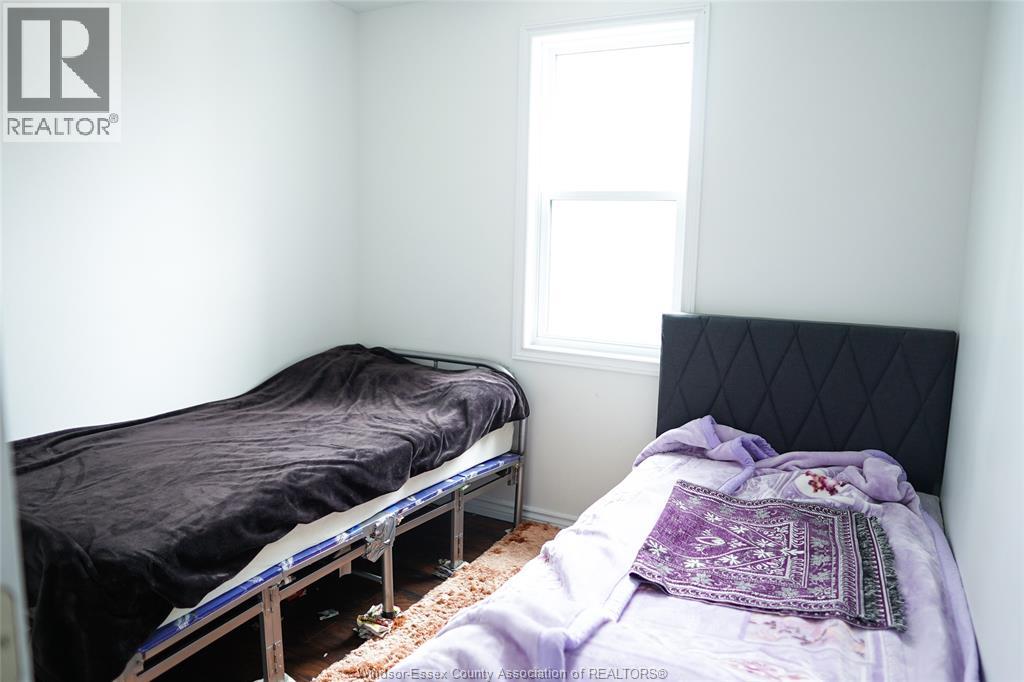 1086-1090 Felix, Windsor, Ontario  N9C 3L5 - Photo 13 - 26018258