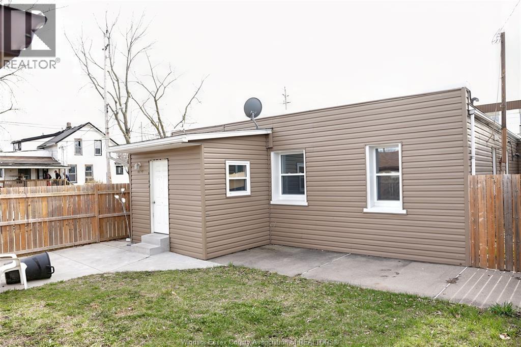 1086-1090 Felix, Windsor, Ontario  N9C 3L5 - Photo 19 - 26018258