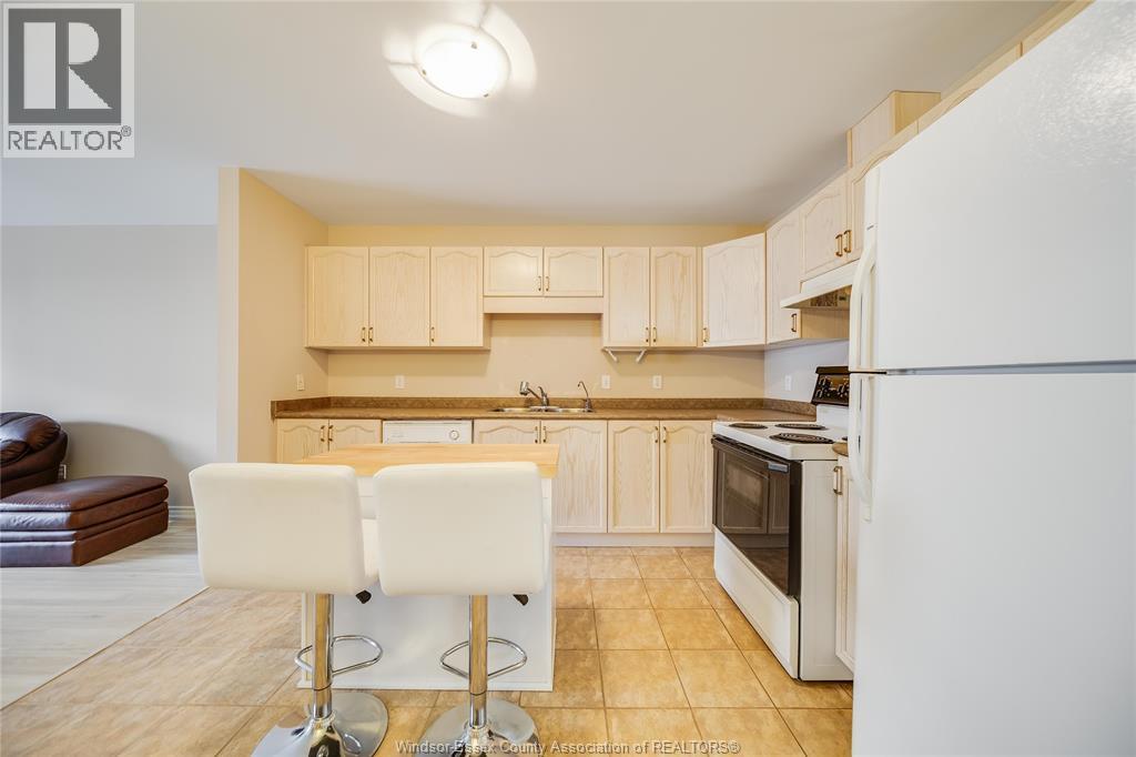 1556 Heatherglen Drive, Tecumseh, Ontario  N8N 5B4 - Photo 11 - 26017981