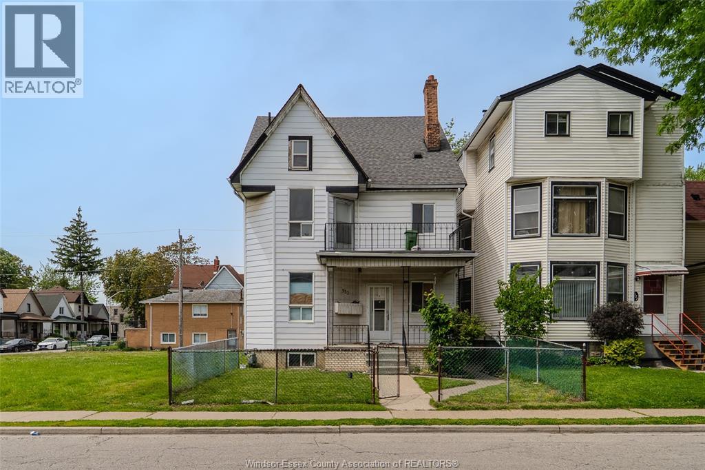 533 Church Street, Windsor, Ontario  N9A 4T2 - Photo 1 - 26018423