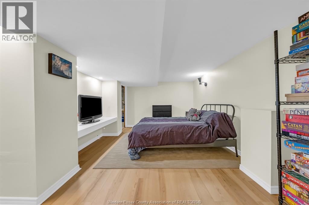 3302 Woodlawn Avenue, Windsor, Ontario  N8W 2J3 - Photo 32 - 26018447