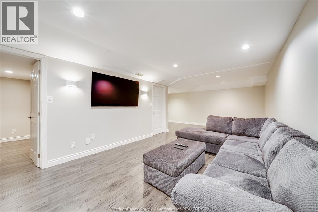 110 Marine Drive Unit# 3, Tecumseh, Ontario  N8N 3Z4 - Photo 34 - 26018446