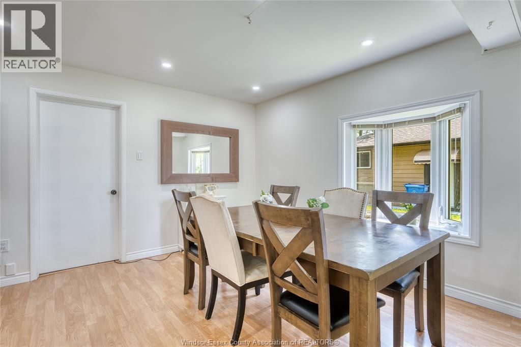 12437 St Thomas, Tecumseh, Ontario  N8N 1H7 - Photo 12 - 26018422