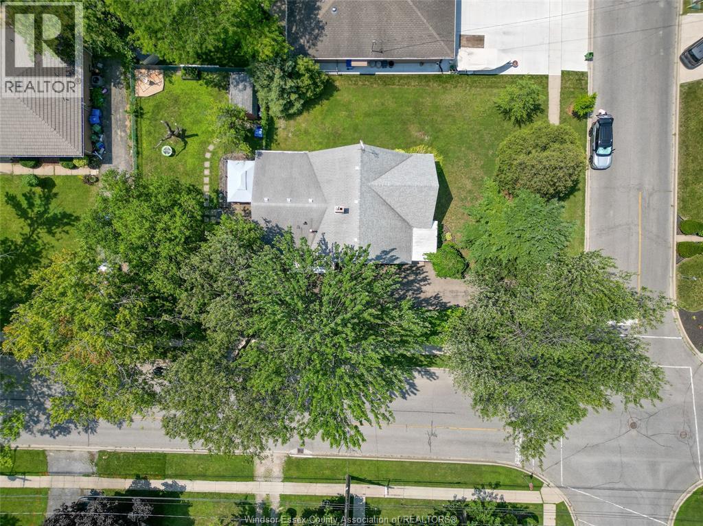 12437 St Thomas, Tecumseh, Ontario  N8N 1H7 - Photo 8 - 26018422