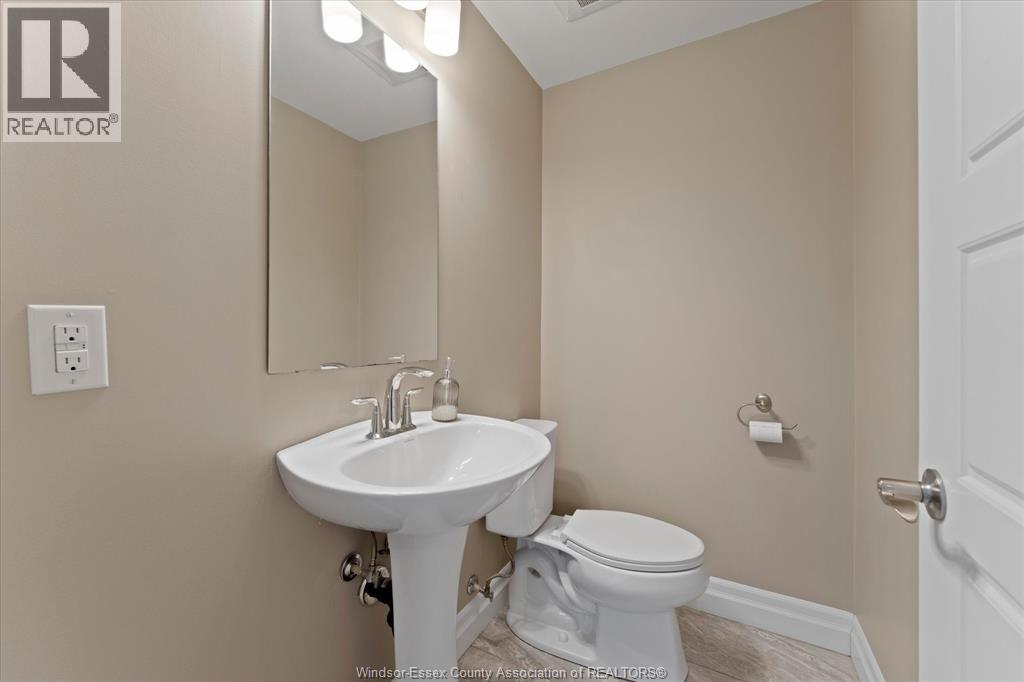 5840 Newman Boulevard Unit# 209, Lasalle, Ontario  N9J 0E3 - Photo 10 - 26018455