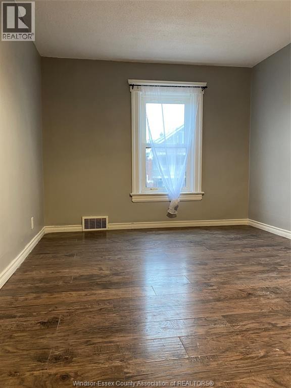 1115 Marion Unit# Upper, Windsor, Ontario  N9A 2J3 - Photo 3 - 26018431