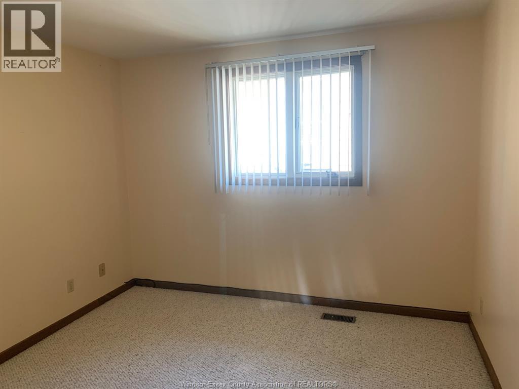2383 Parkwood, Windsor, Ontario  N8W 2K3 - Photo 10 - 26018434