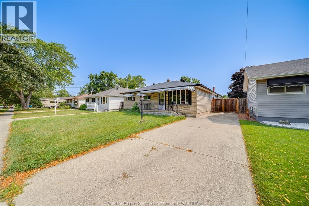 1650 Glendale, Windsor, Ontario  N8T 2N2 - Photo 38 - 26018369