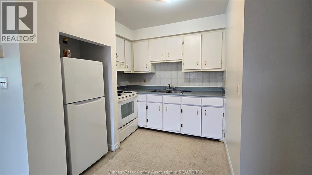3254 Millen Street Unit# 5, Windsor, Ontario  N9C 1S9 - Photo 4 - 26018495