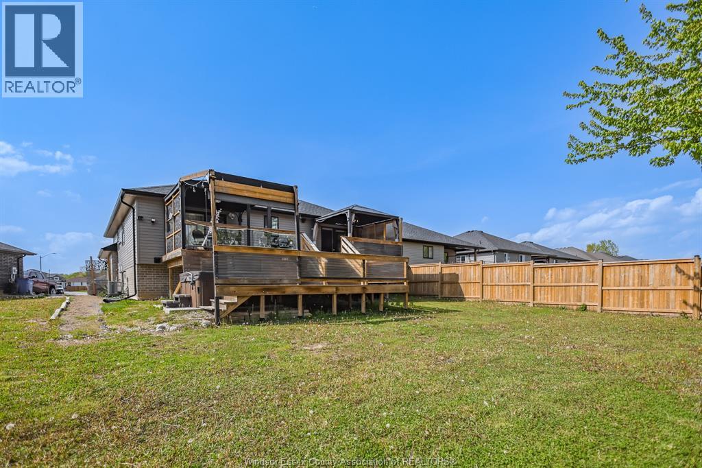 257 Robinson Avenue, Essex, Ontario  N8M 0A8 - Photo 45 - 26018514