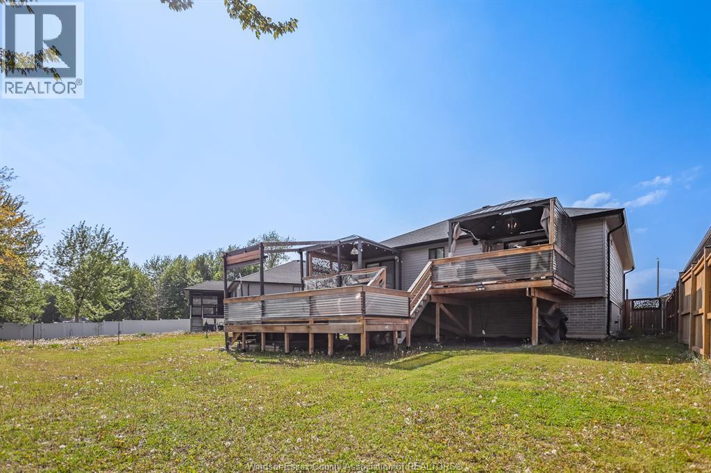 257 Robinson Avenue, Essex, Ontario  N8M 0A8 - Photo 46 - 26018514