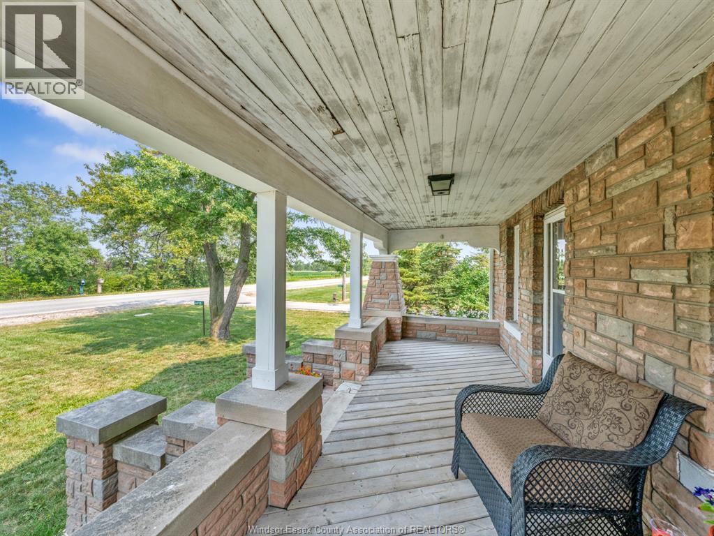 4416 Concession Rd 9, Sandwich South, Ontario  N8N 2M1 - Photo 6 - 26018501