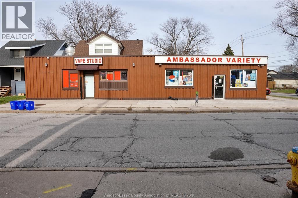 1086-1090 Felix, Windsor, Ontario  N9C 3L5 - Photo 2 - 26018432