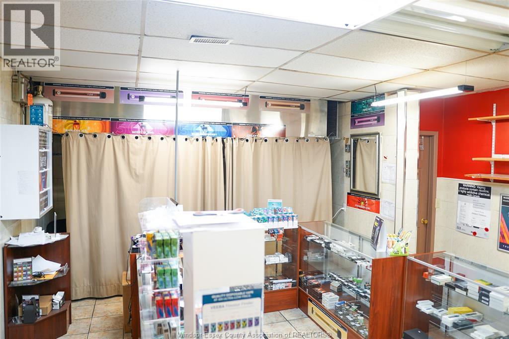 1086-1090 Felix, Windsor, Ontario  N9C 3L5 - Photo 20 - 26018432