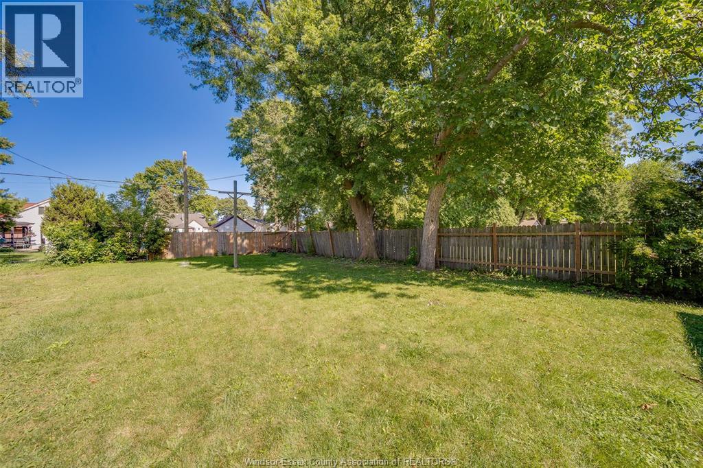 526 Lesperance, Tecumseh, Ontario  N8N 1W4 - Photo 19 - 26018368