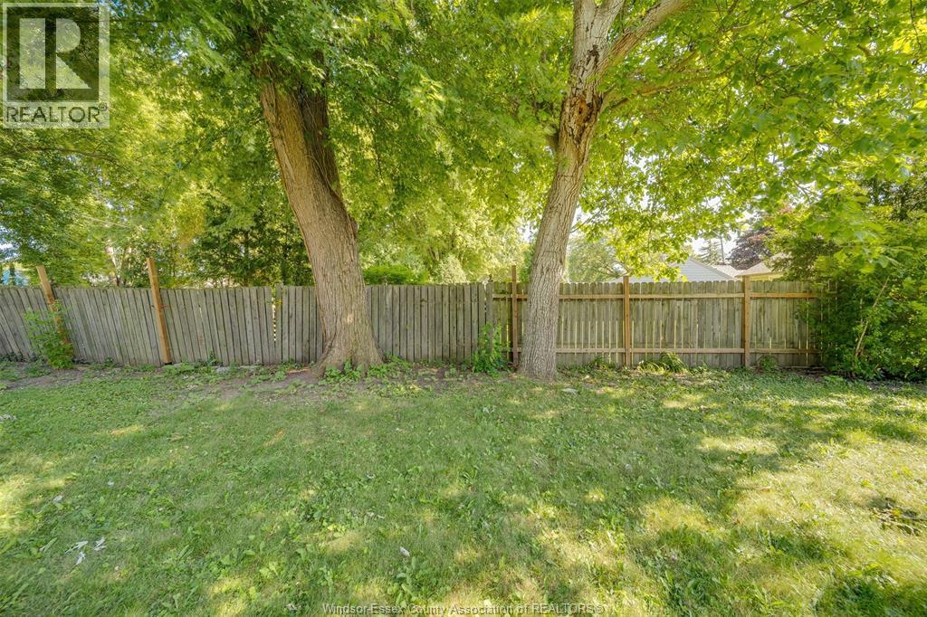 526 Lesperance, Tecumseh, Ontario  N8N 1W4 - Photo 21 - 26018368