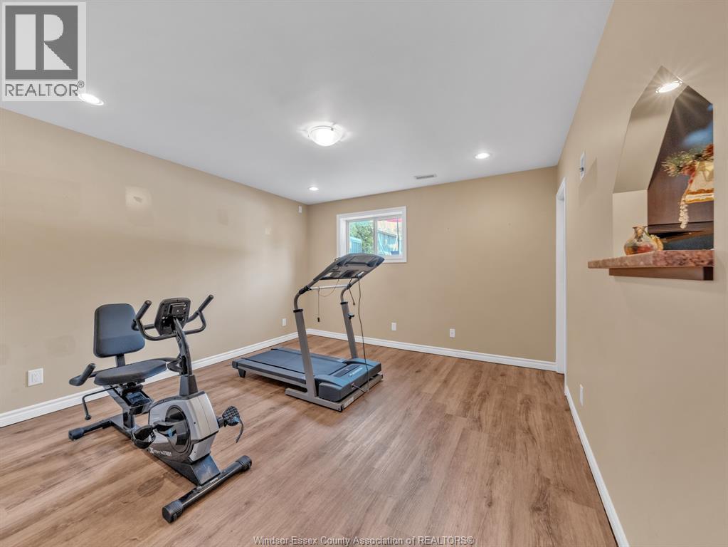 952 Banwell, Windsor, Ontario  N8P 1J2 - Photo 31 - 26018498