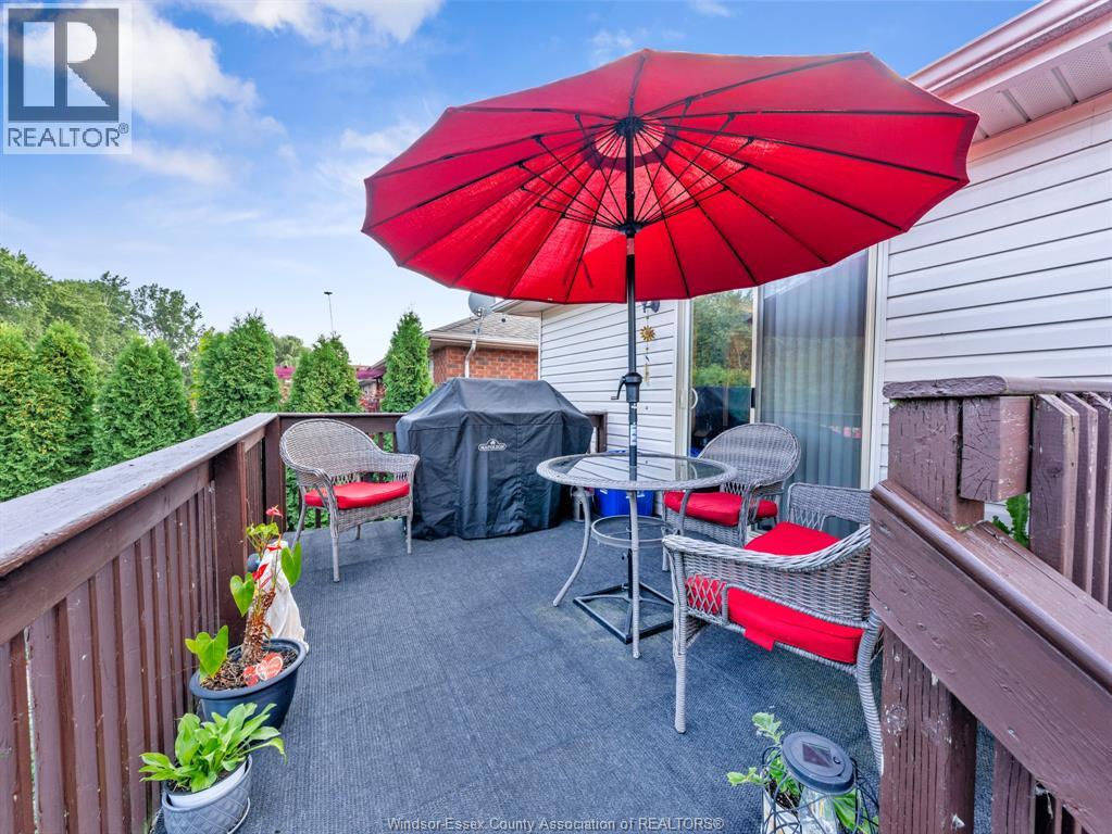 952 Banwell, Windsor, Ontario  N8P 1J2 - Photo 33 - 26018498