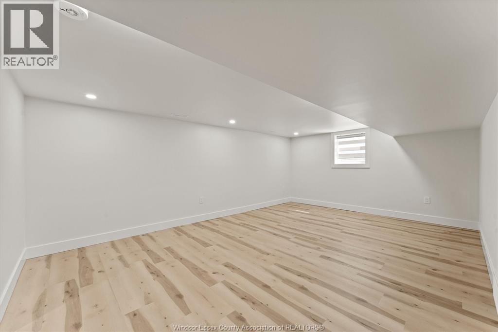 557 Elinor Street, Windsor, Ontario  N8P 1E3 - Photo 17 - 26018527