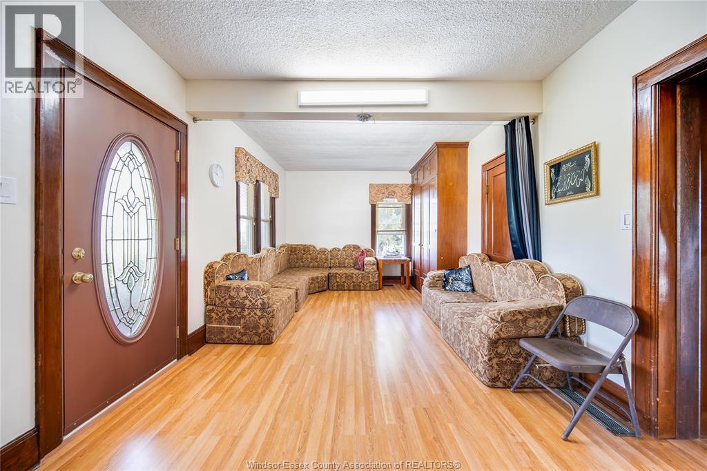 6016 Walker Road, Tecumseh, Ontario  N0R 1L0 - Photo 14 - 26018367