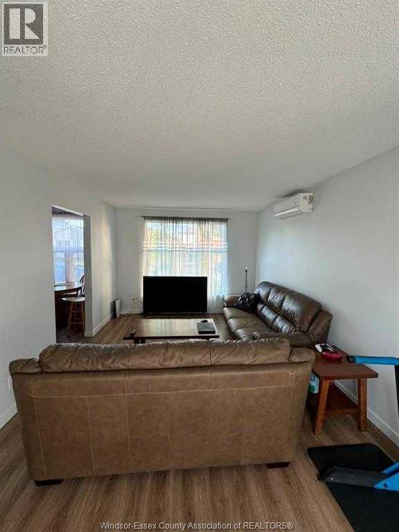 9260 Arncliffe Court, Windsor, Ontario  B8S 4J9 - Photo 6 - 26018575