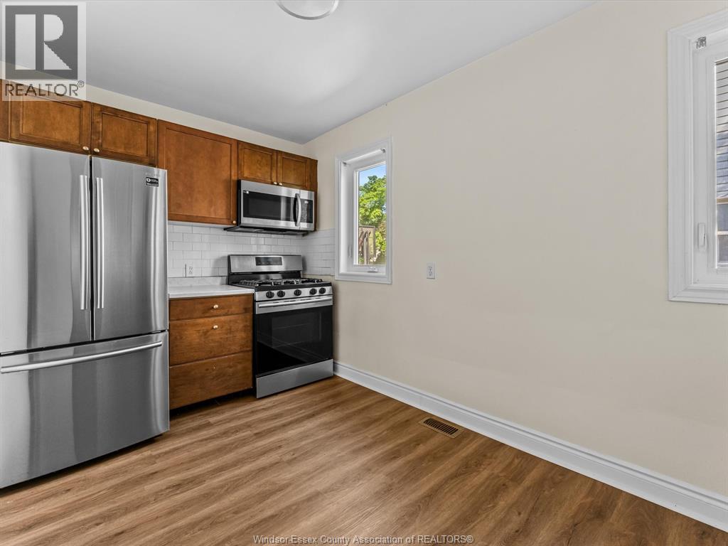 962 Askin, Windsor, Ontario  N9B 2X7 - Photo 8 - 26018560