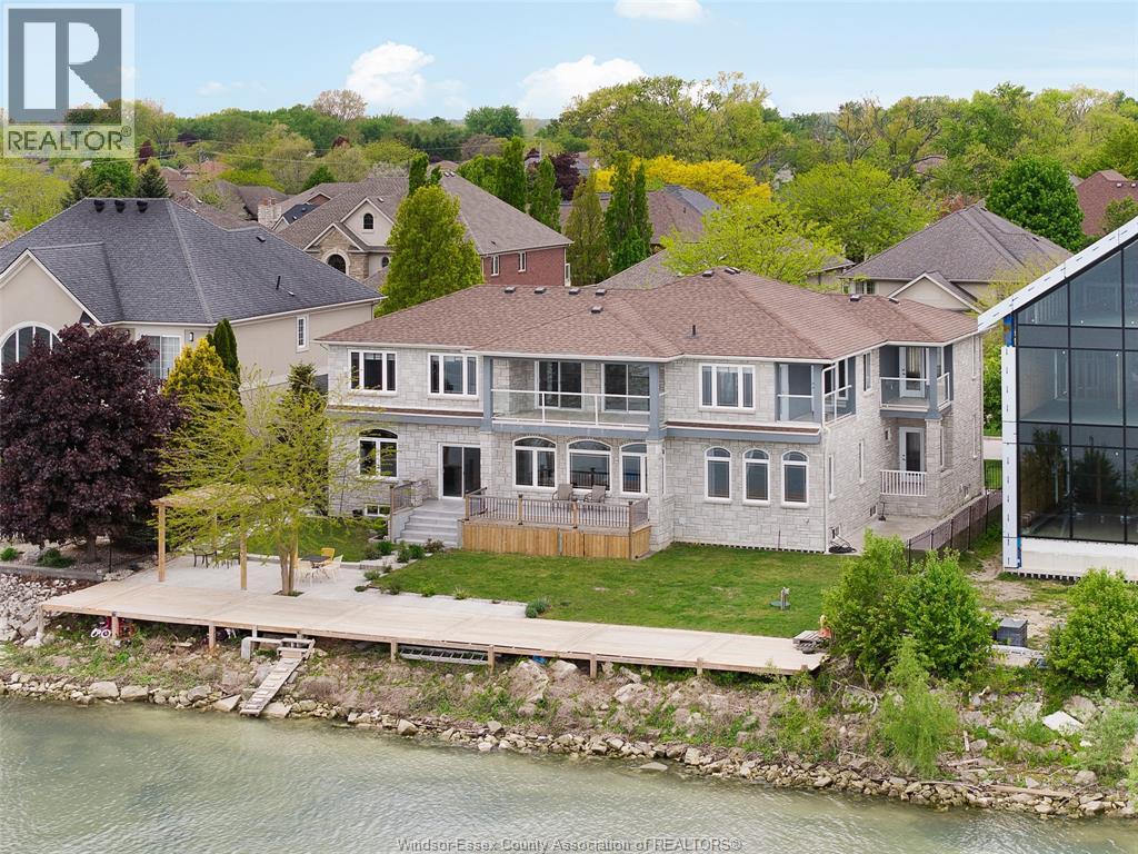 300 SHOREVIEW CIRCLE, Windsor, Ontario