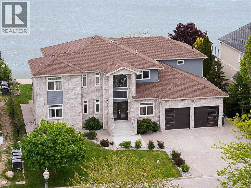 300 Shoreview Circle, Windsor, Ontario  N8P 1M7 - Photo 2 - 26018658