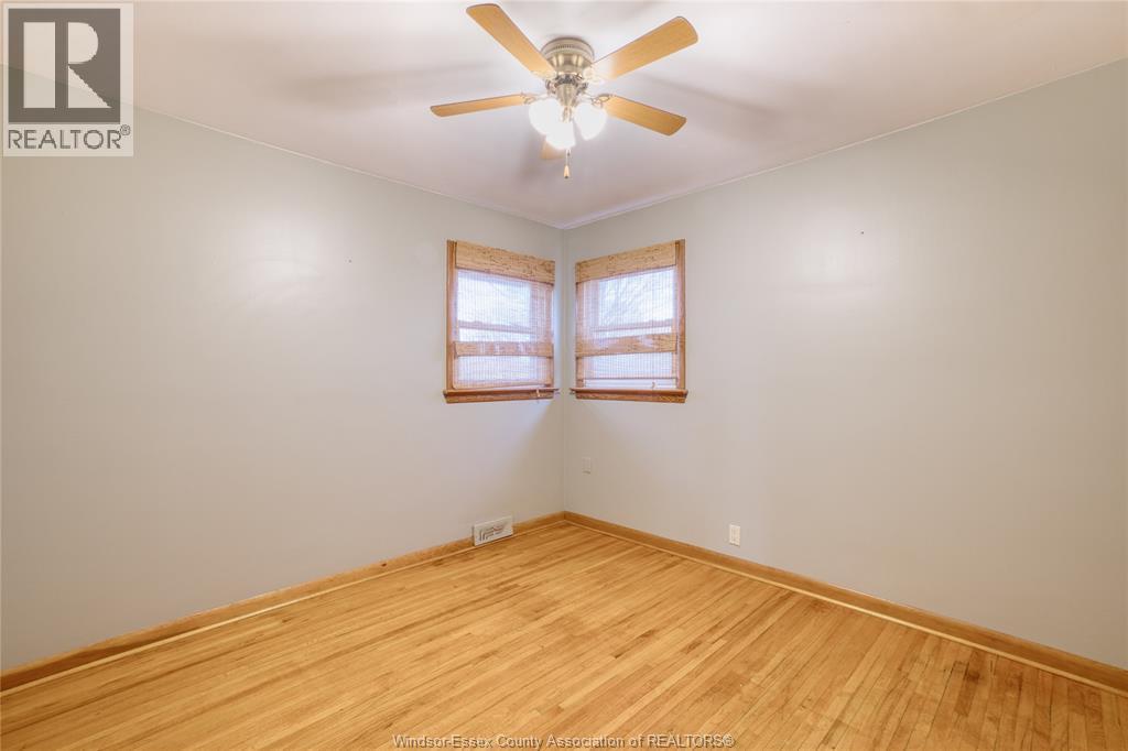 3858 Hillcrest Boulevard, Windsor, Ontario  N9C 2E3 - Photo 10 - 26018643