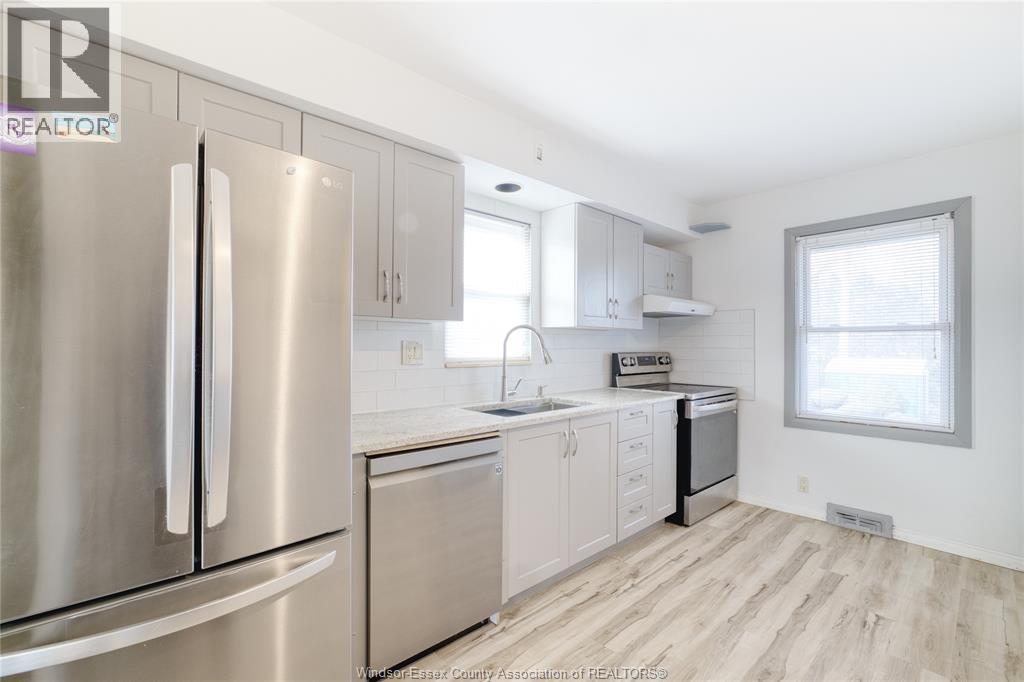 3858 Hillcrest Boulevard, Windsor, Ontario  N9C 2E3 - Photo 6 - 26018643