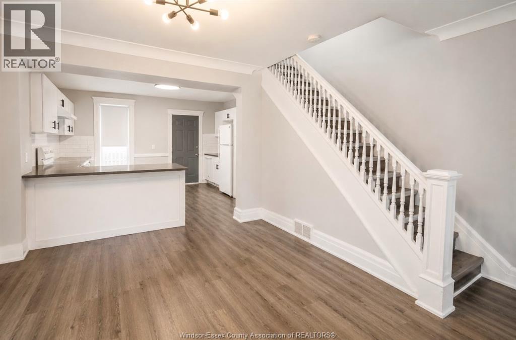 790 Marentette, Windsor, Ontario  N9A 1Z6 - Photo 4 - 26018634