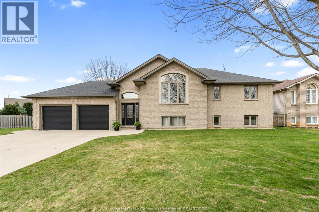 7 Beniuk COURT, Leamington, Ontario