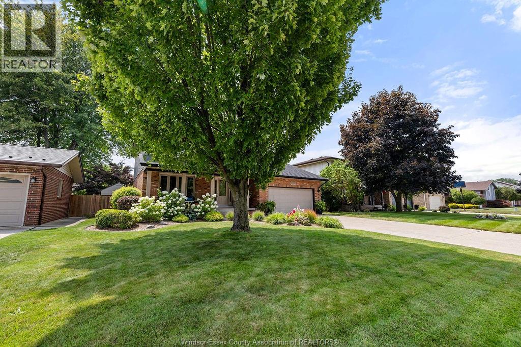 2137 Edgemore Avenue, Lasalle, Ontario  N9H 2K1 - Photo 5 - 26018671