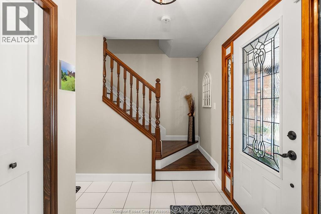 2137 Edgemore Avenue, Lasalle, Ontario  N9H 2K1 - Photo 7 - 26018671