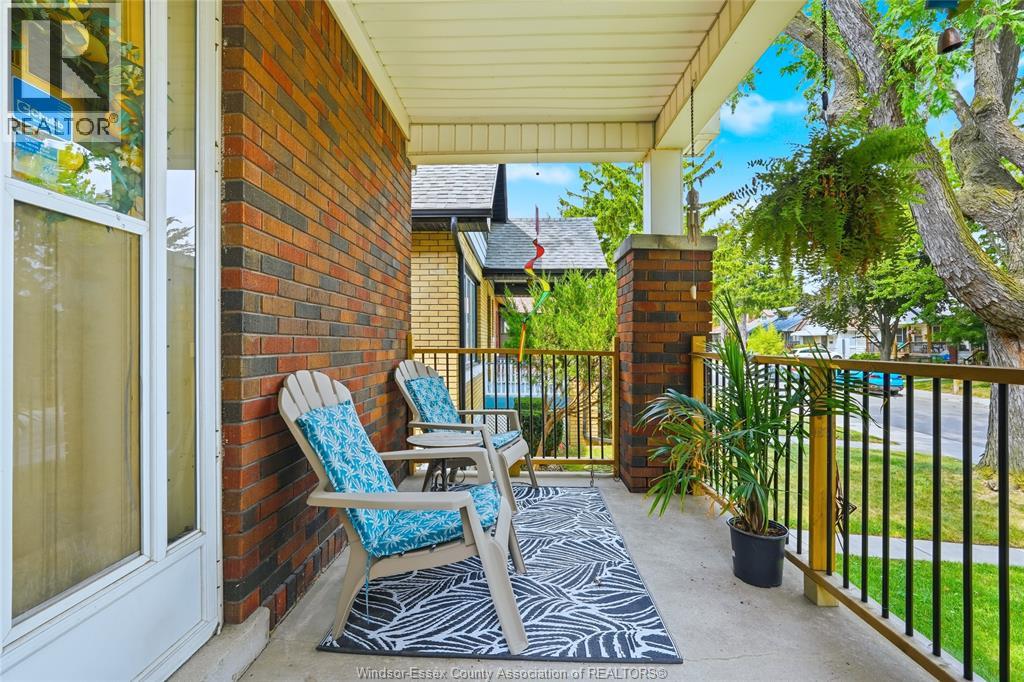 987 Curry, Windsor, Ontario  N9B 2C4 - Photo 4 - 26018576