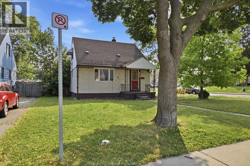 866 Francois Court, Windsor, Ontario  N8Y 3W4 - Photo 1 - 26018677