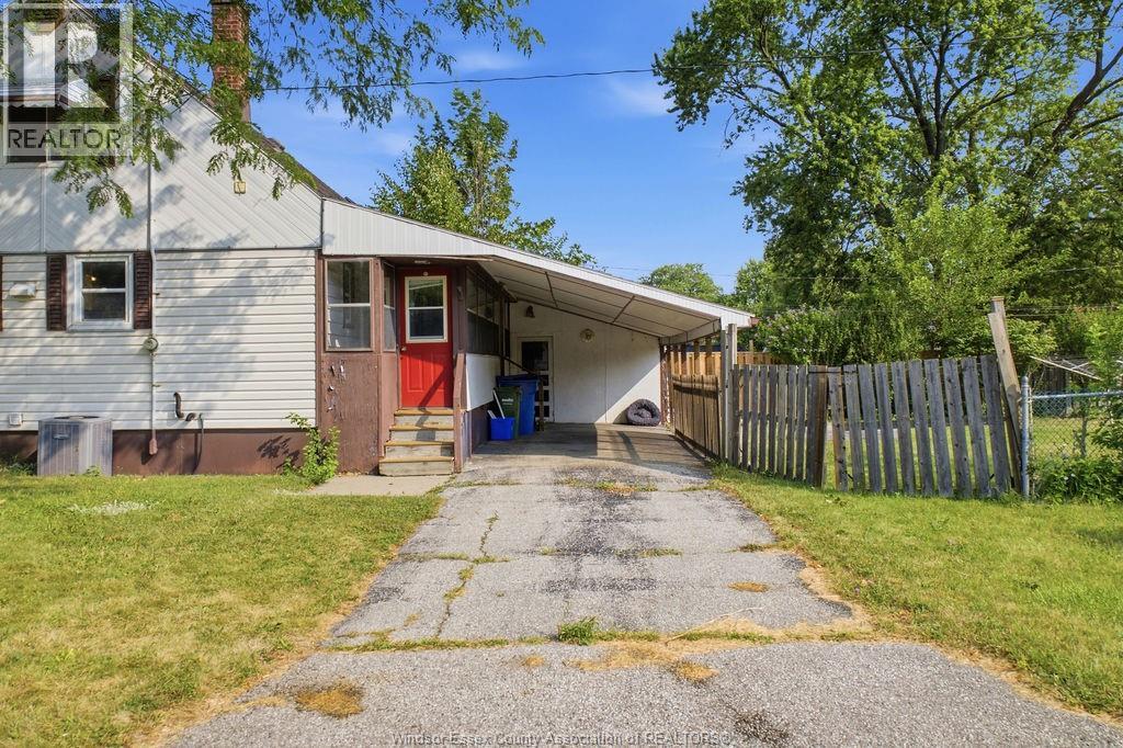 866 Francois Court, Windsor, Ontario  N8Y 3W4 - Photo 4 - 26018677