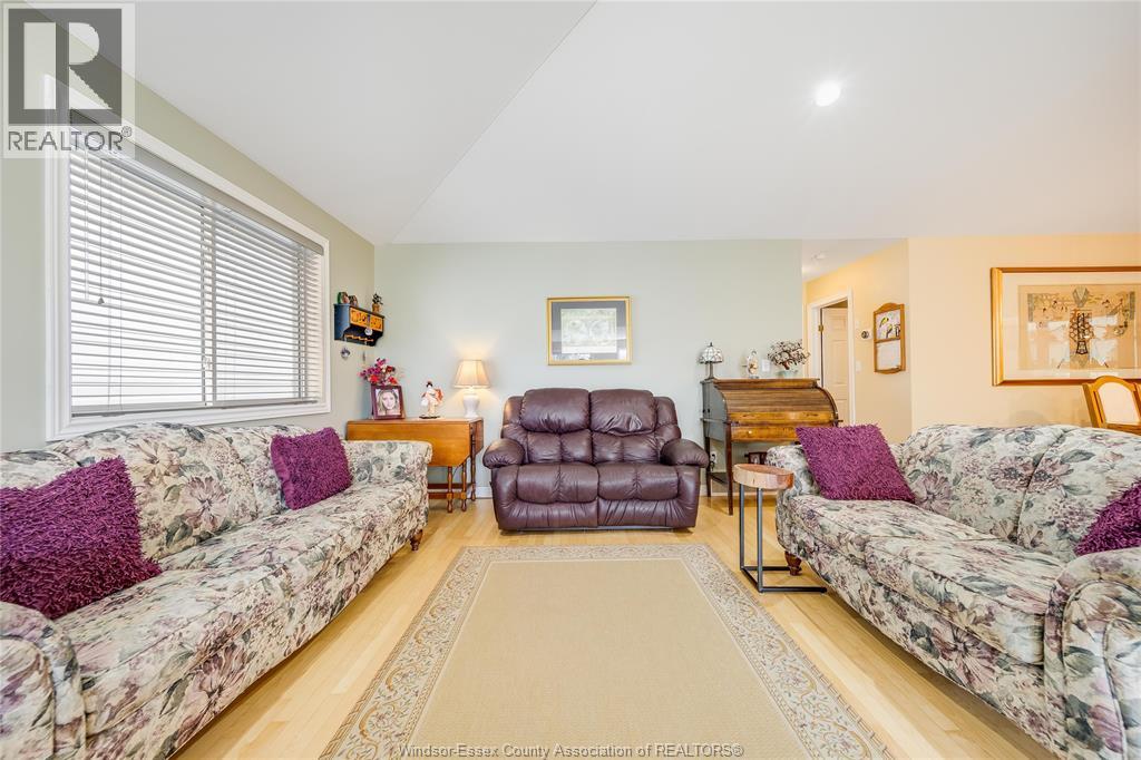 1739 Castleton Avenue, Windsor, Ontario  N8P 1P5 - Photo 11 - 26018712