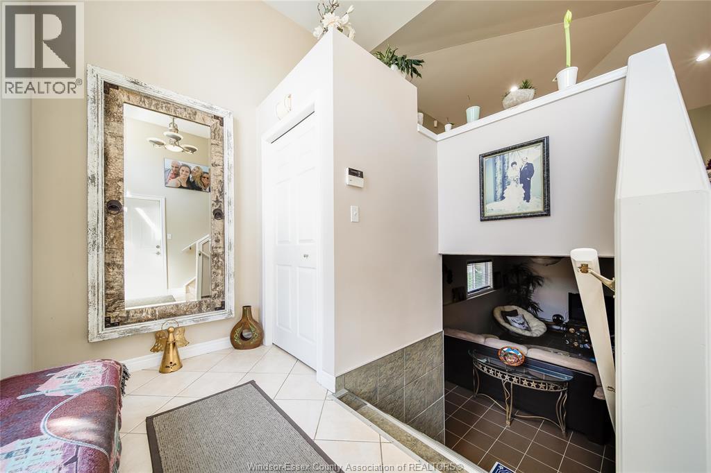 1739 Castleton Avenue, Windsor, Ontario  N8P 1P5 - Photo 6 - 26018712