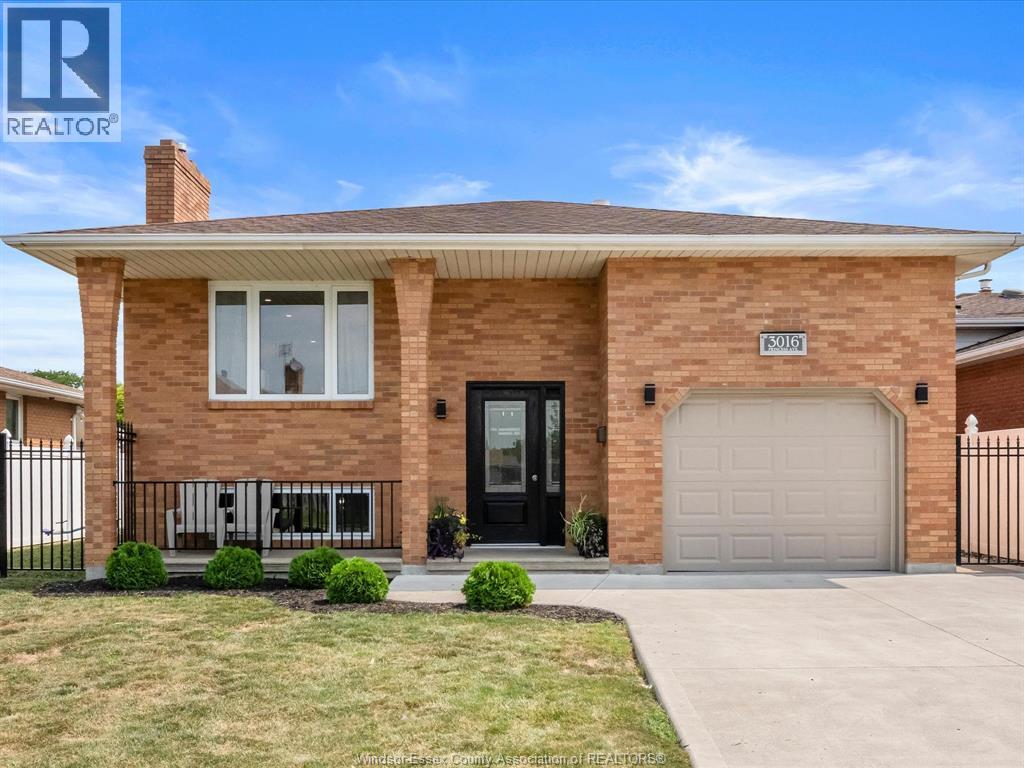 3016 Princess, Windsor, Ontario  N8T 3G3 - Photo 1 - 26018701